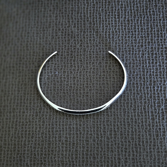 Kate Spade♠️ "Raise the Bar" Silver🤍 Open Cuff Bracelet - NWOT - Picture 9 of 16